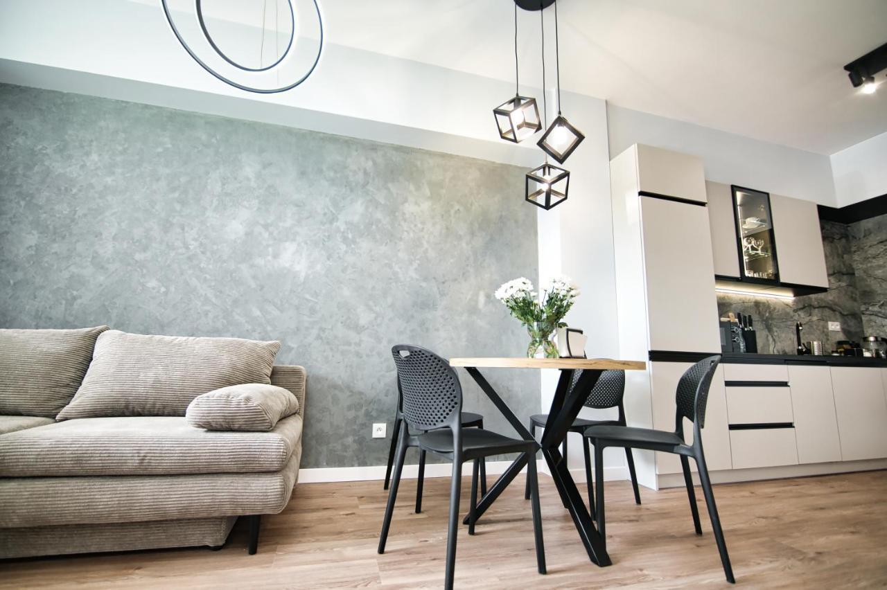 Ferienwohnung Just 5 By Housine Zator Exterior foto